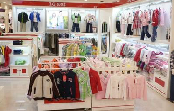 富民店面装修风格确定。